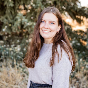 Meet your Posher, Abigail